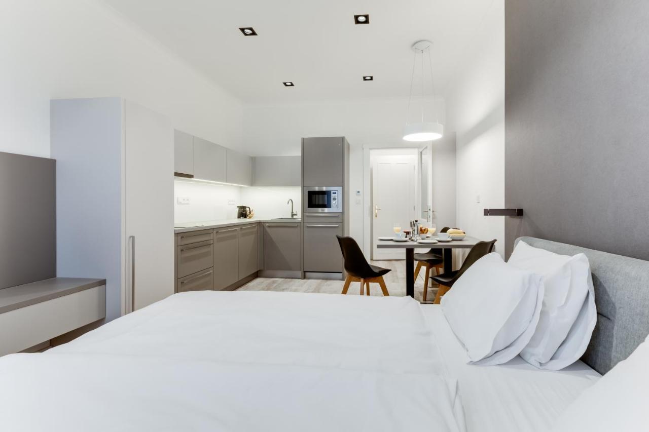 Lampi Hotel Praag